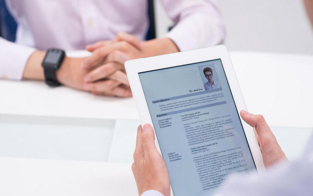 5 peligrosos errores en tu CV y cómo solucionarlos