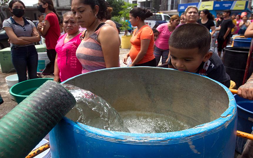 Considera Paul Ospital que aprobación de Ley de Aguas fue exprés 