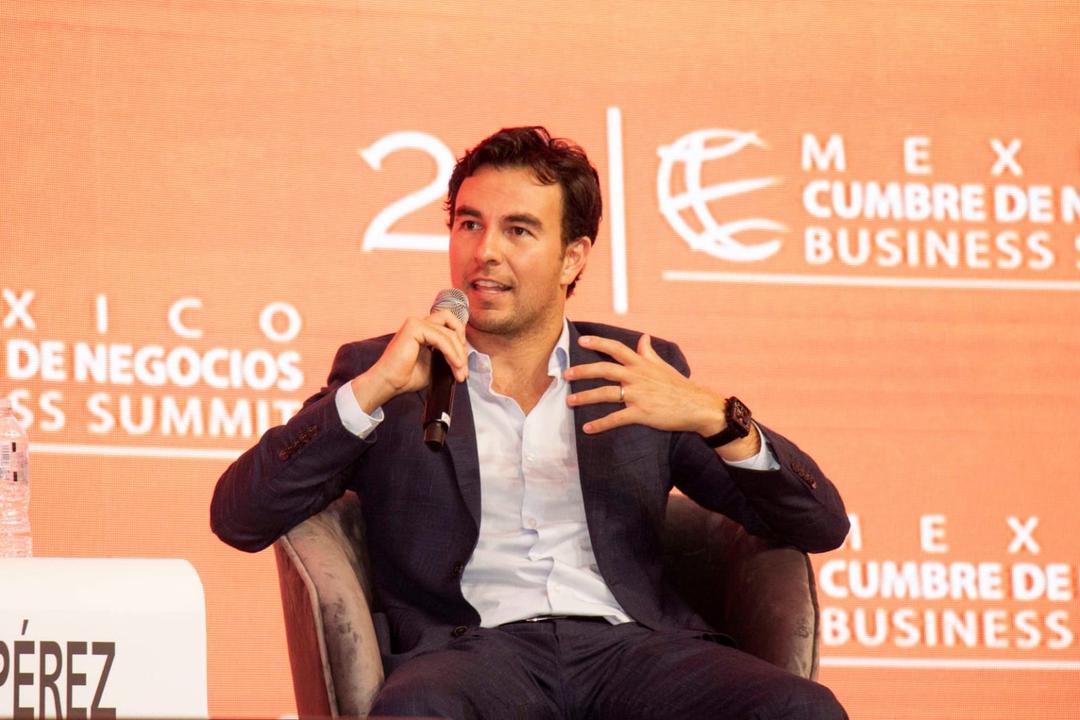 Cumbre de Negocios: ‘Checo’ Pérez, orgulloso de representar a México