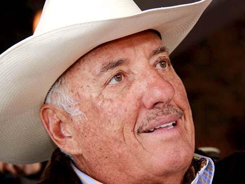 Muere el empresario taurino Juan Arturo «El Pollo» Torres Landa