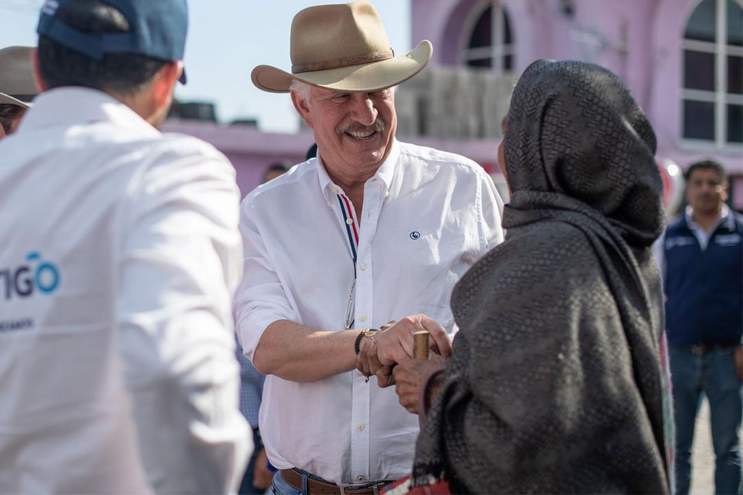 Enrique Vega Carriles supervisa el programa “Para una vivienda digna”