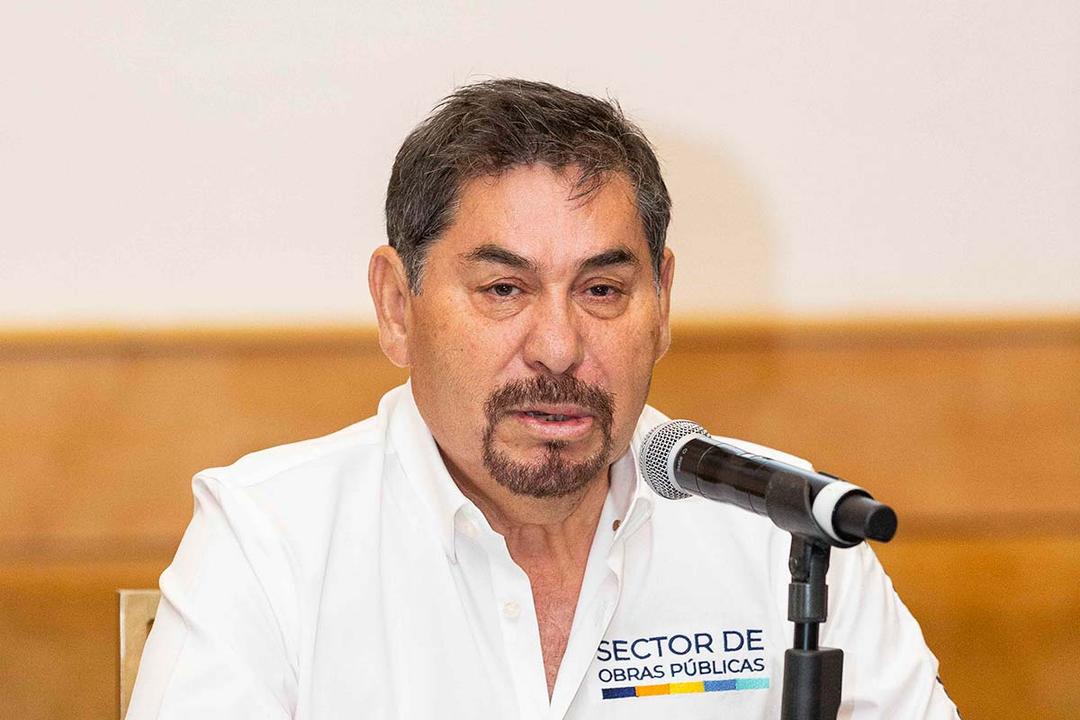 Anuncian reducción de carril por obra en 5 de Febrero