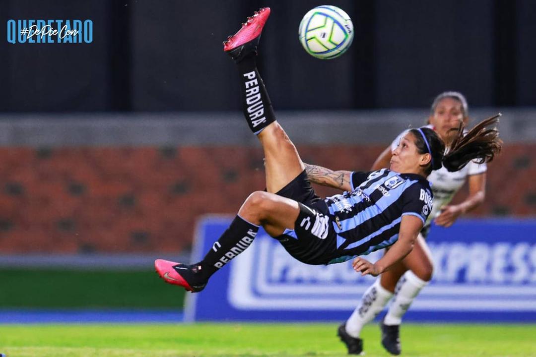 ¡Regresa la afición de Gallos femenil al estadio!