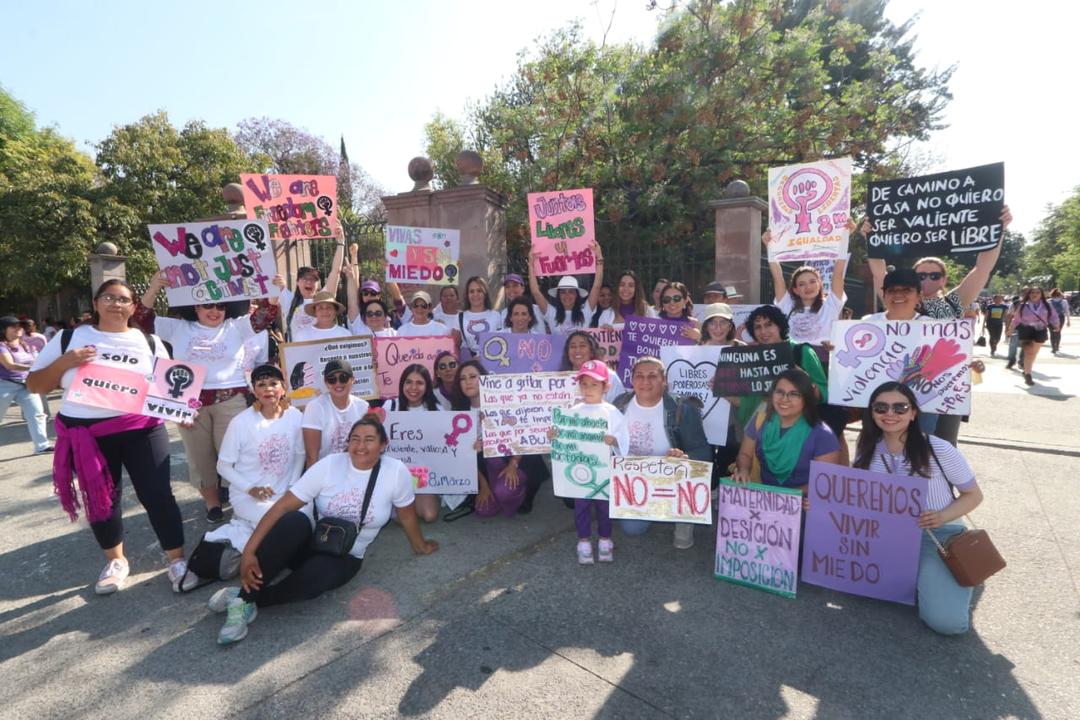 20 mil mujeres claman justicia y respeto a sus derechos en Querétaro