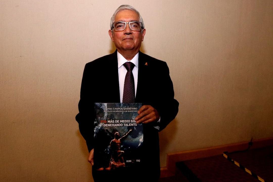 Querétaro presenta libro conmemorativo por 50 años del ITQ