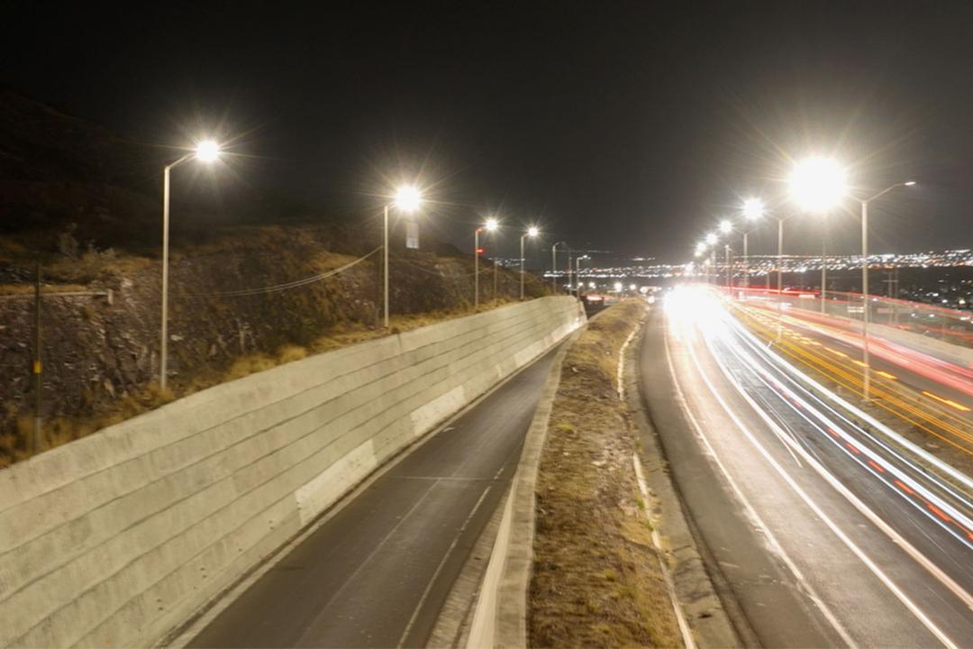 Querétaro ilumina 6 km del Libramiento Norponiente