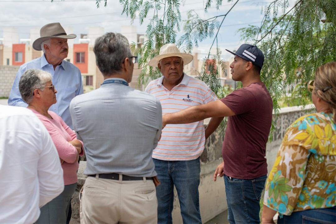 Enrique Vega realizará obras en Villas La Piedad