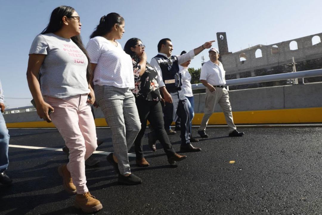 Luis Nava inaugura paso superior vehicular de Bernardo Quintana