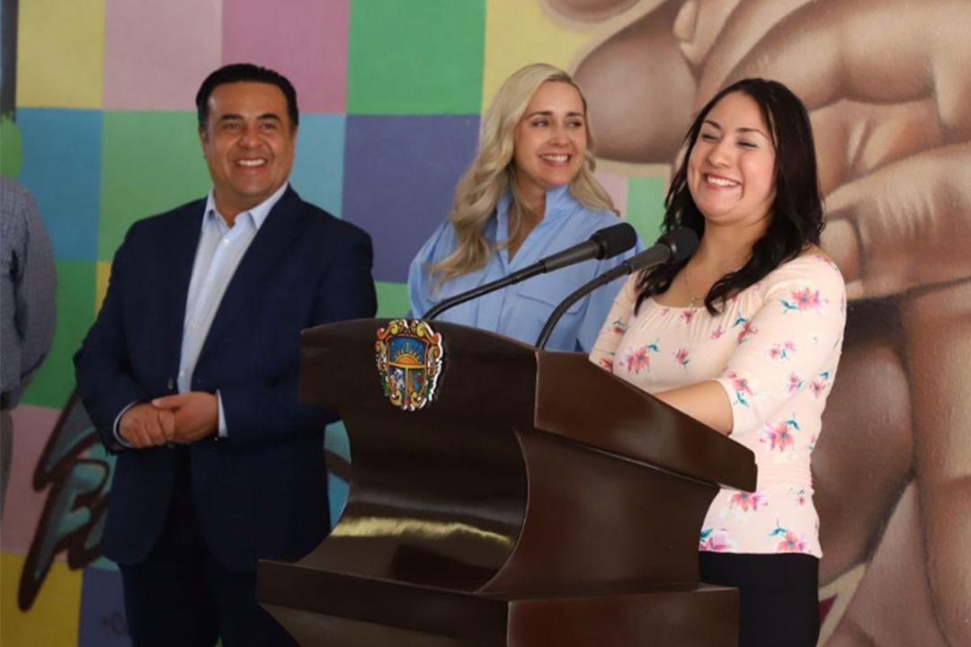 Luis Nava presenta nueva convocatoria del programa ‘Con Ellas’