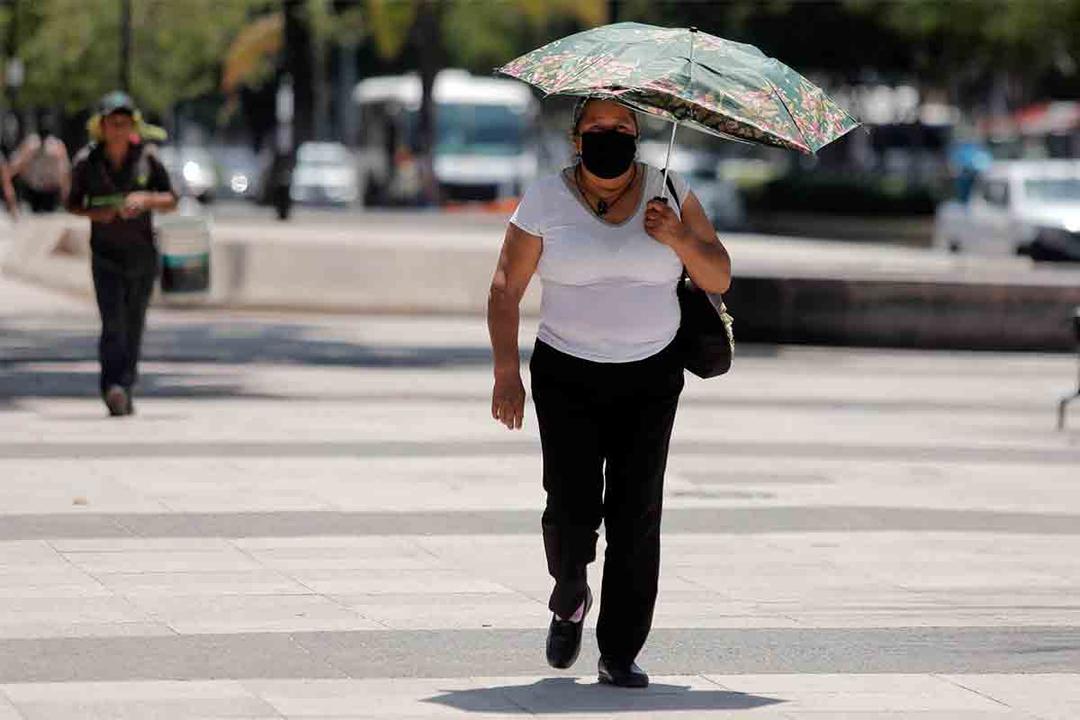 Expertos alertan por daños en la piel ante altas temperaturas en México