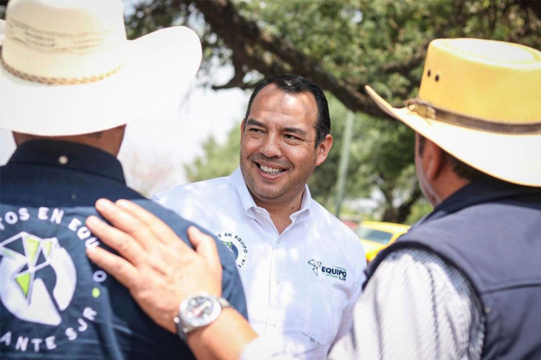 Roberto Cabrera y SEDEA apoyan a productores de El Organal