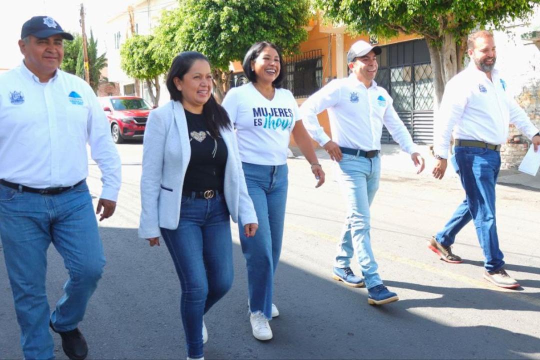 Roberto Sosa entrega obras en San José de los Olvera