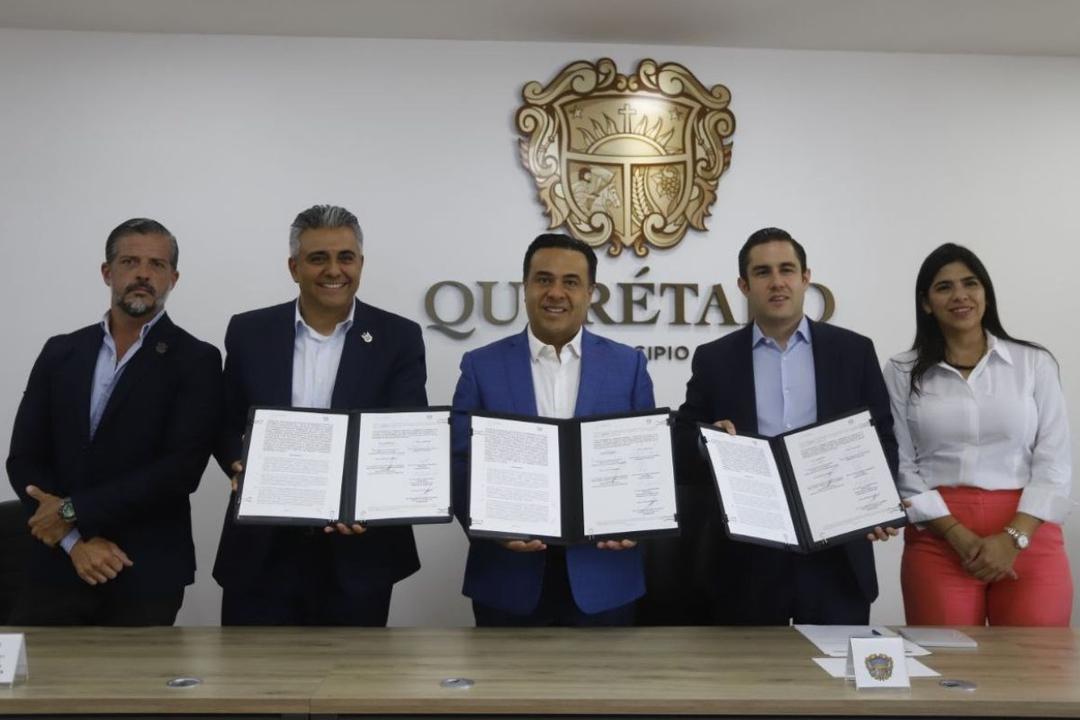 Luis Nava implementará firma electrónica avanzada en Querétaro