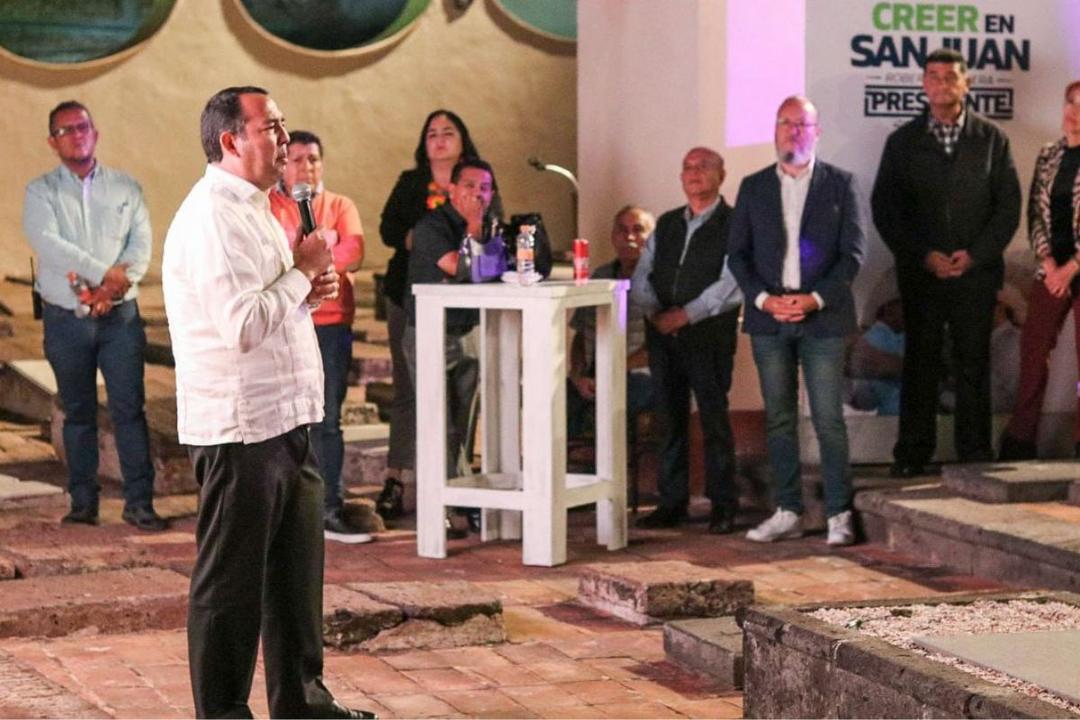Roberto Cabrera destaca entrega de obras sociales en San Juan del Río