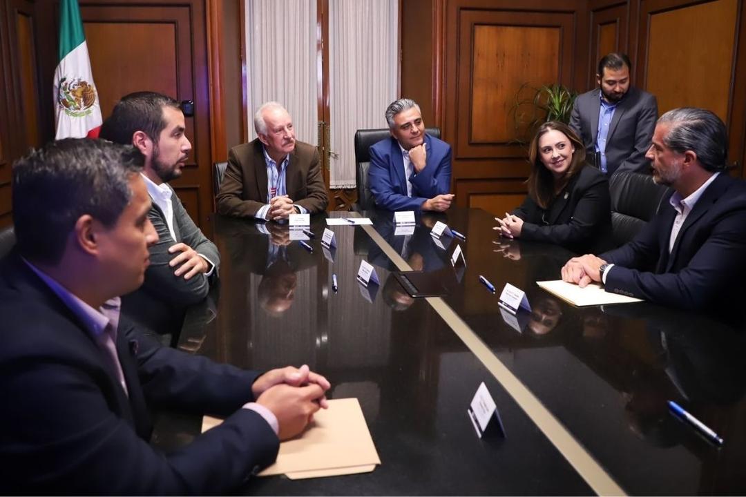 Enrique Vega suma Firma Electrónica Avanzada a El Marqués