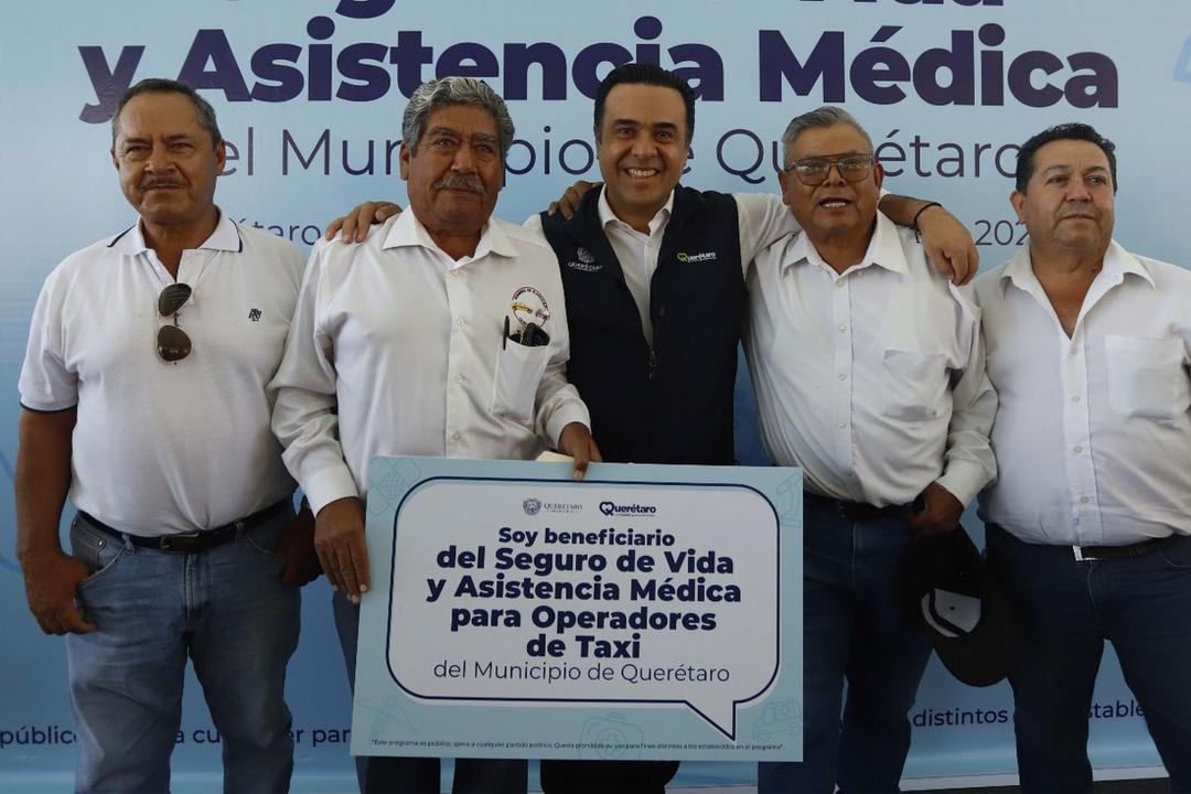 Luis Nava anuncia programa de seguro de vida y asistencia médica