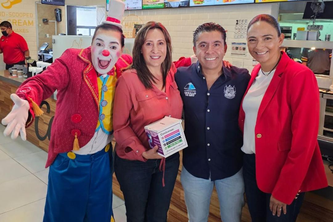 Roberto Sosa invita a participar en campaña de Carl’s Jr