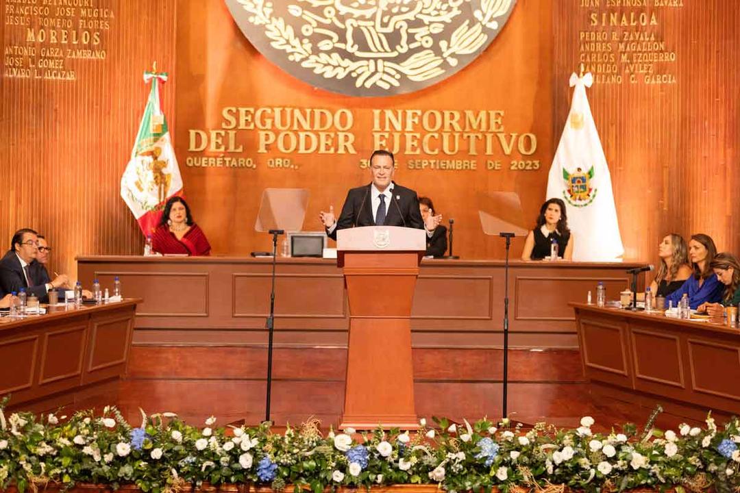 Mauricio Kuri rinde segundo informe de gobierno