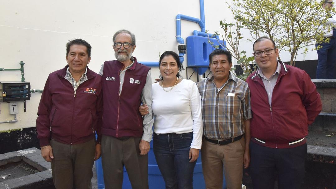 Implementa el Programa Escuelas Modelo Tlazoquiahuit en Estado de México