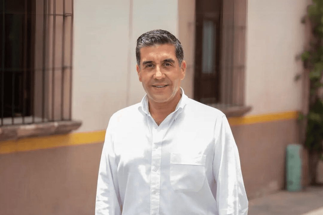 Chema Tapia renunció a la regiduría