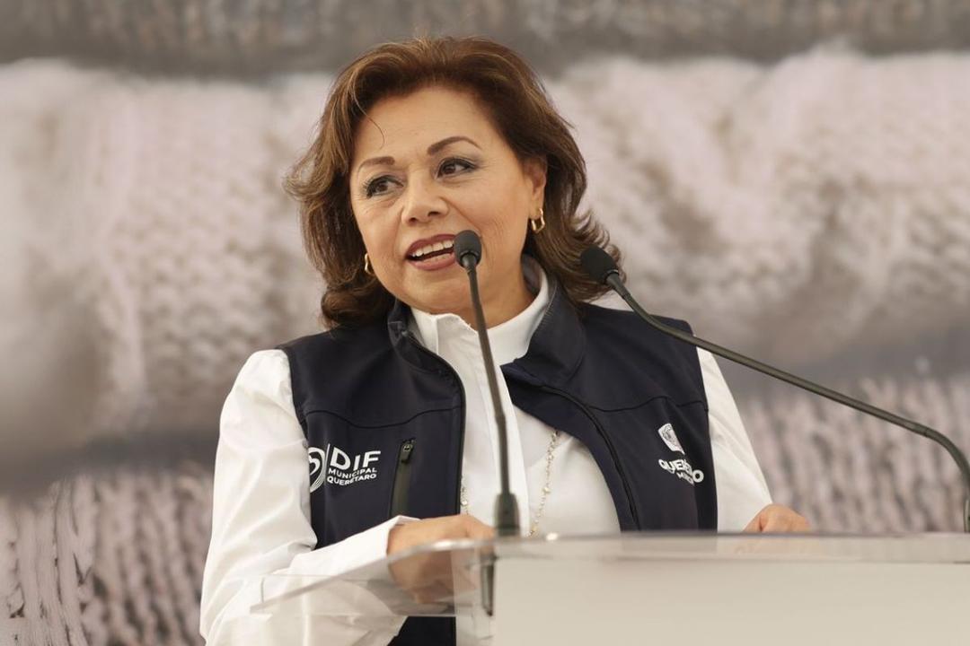 ¿Quién es Adriana Olvera de Macías?