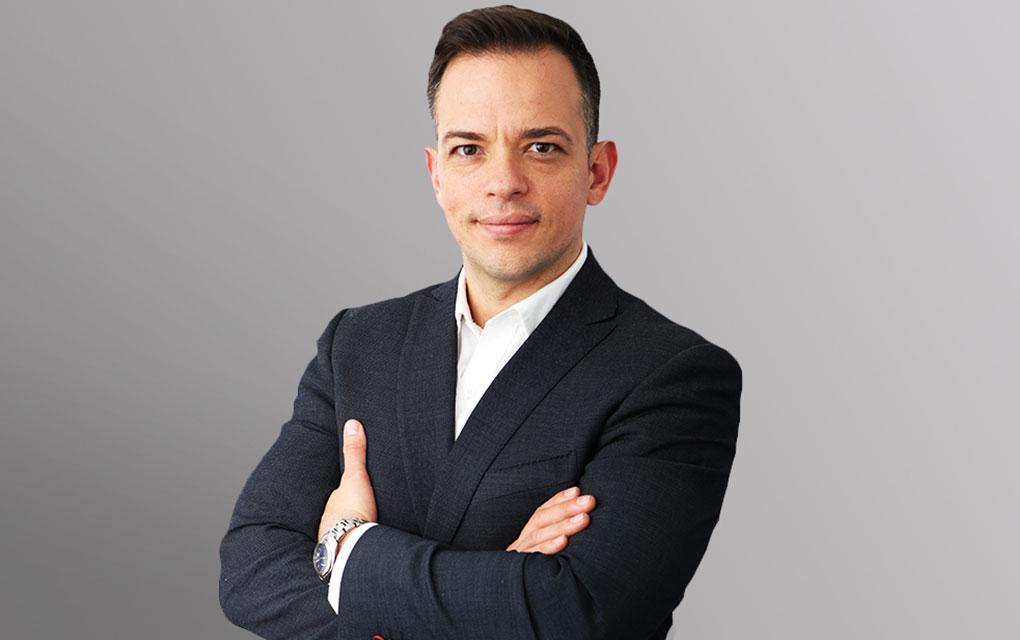 Denis Yris, de las refacciones, a crear una aceleradora