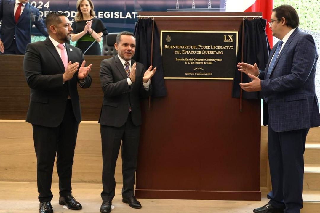 Celebran bicentenario del Poder Legislativo del Estado de Querétaro