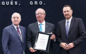 Óscar Peralta, nuevo presidente del COMCE en Querétaro 