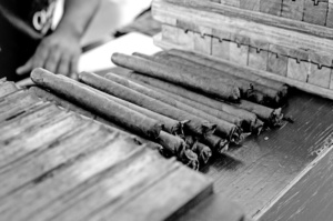 Cházaro Cigars: tabaco local prémium 