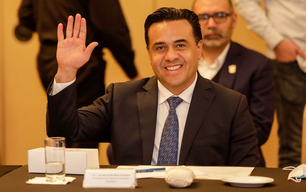 Luis Nava, entre los 30 mejores alcaldes del país