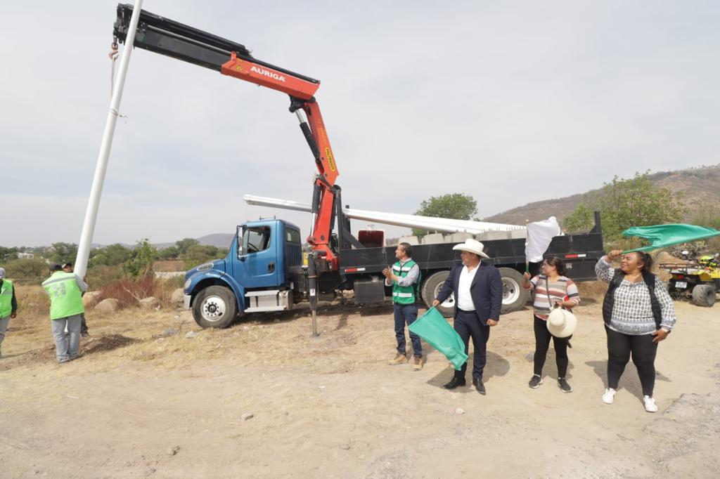 Inician obras de alumbrado público en Huimilpan