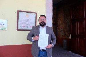 Gaspar Trueba Moncada, regidor independiente de Colón, presentó la iniciativa de reforma al Reglamento de Turismo de ese municipio. Foto: Especial