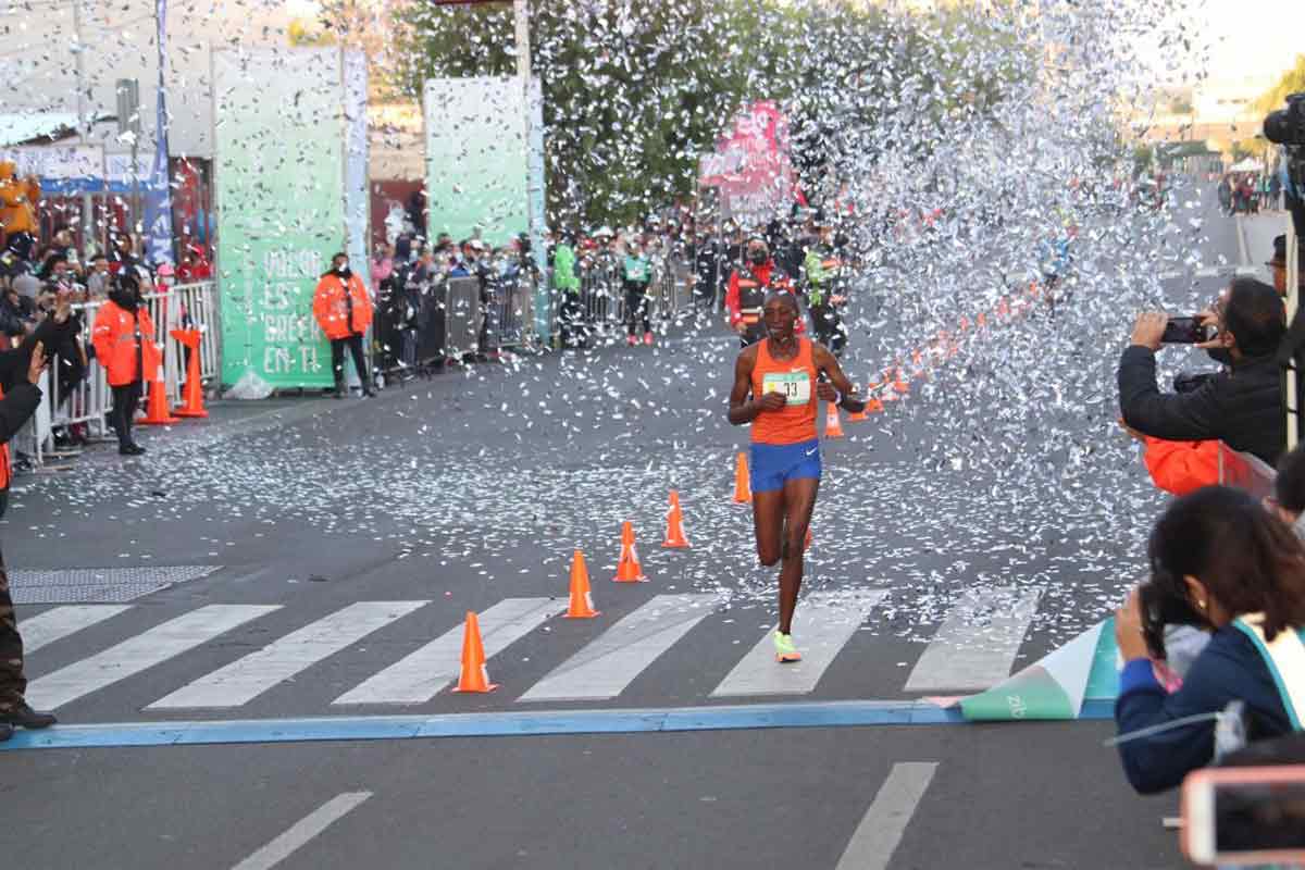 En 2022, el Querétaro Maratón congregó a 14 mil 900 corredores. Foto: Archivo
