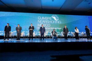Querétaro participa en Cumbre Nearshoring México